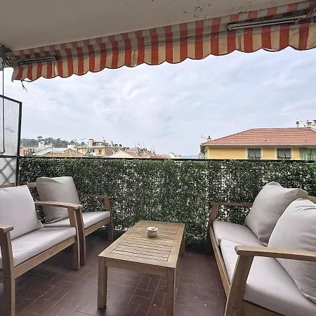Exceptional Vieux-port Terrace View
