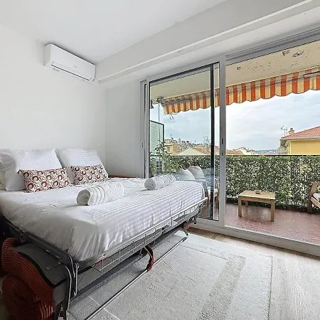 Exceptional Vieux-port Terrace View *