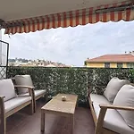 Exceptional Vieux-port Terrace View